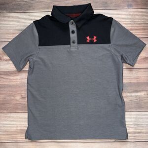 Boys Under Armour Loose Fit Heatgear Grey Small Polo